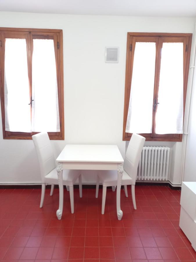 Vivaldi Apartment Venice Exterior photo